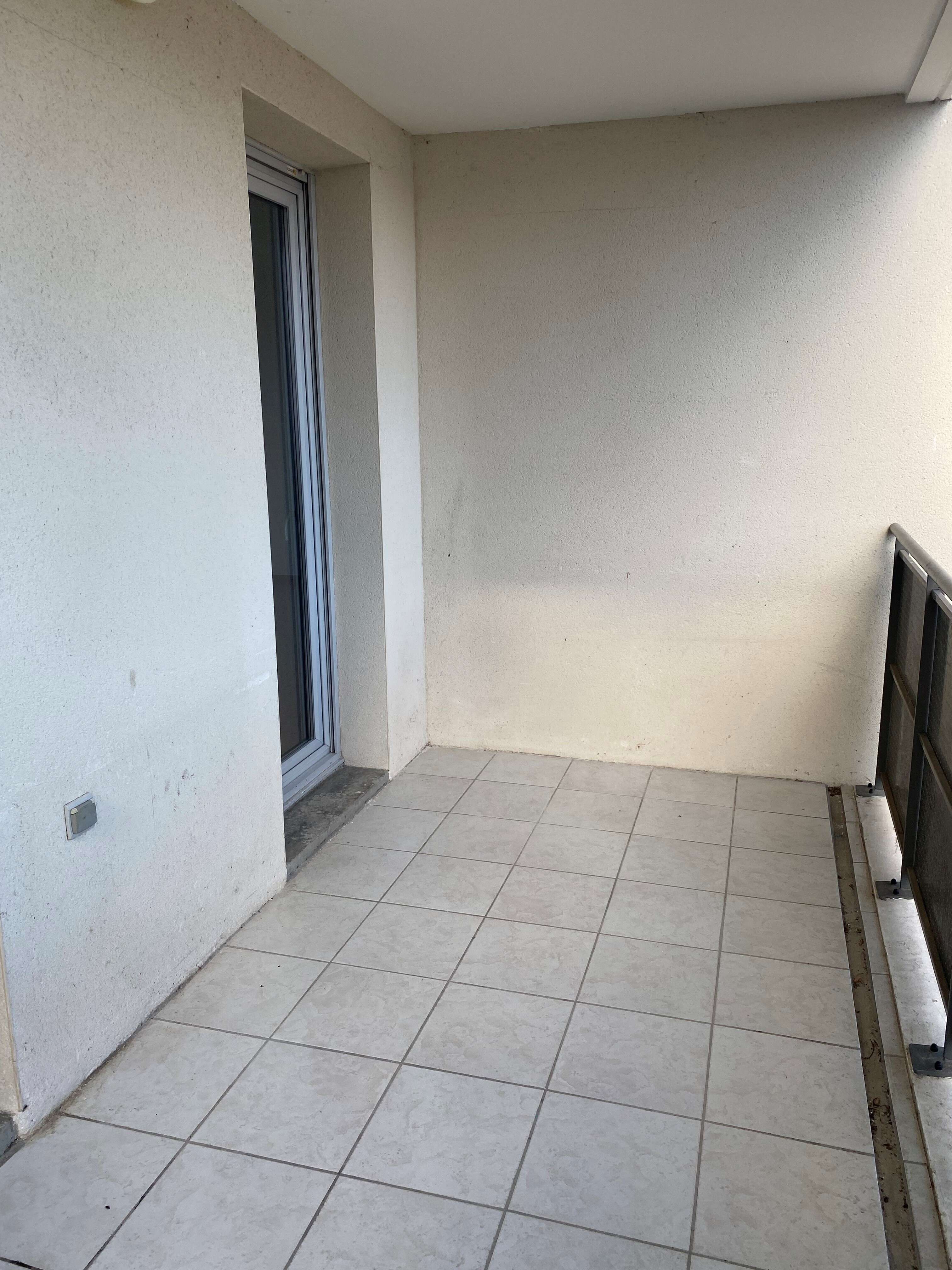 compressed-9.6-BALCON 2.jpg