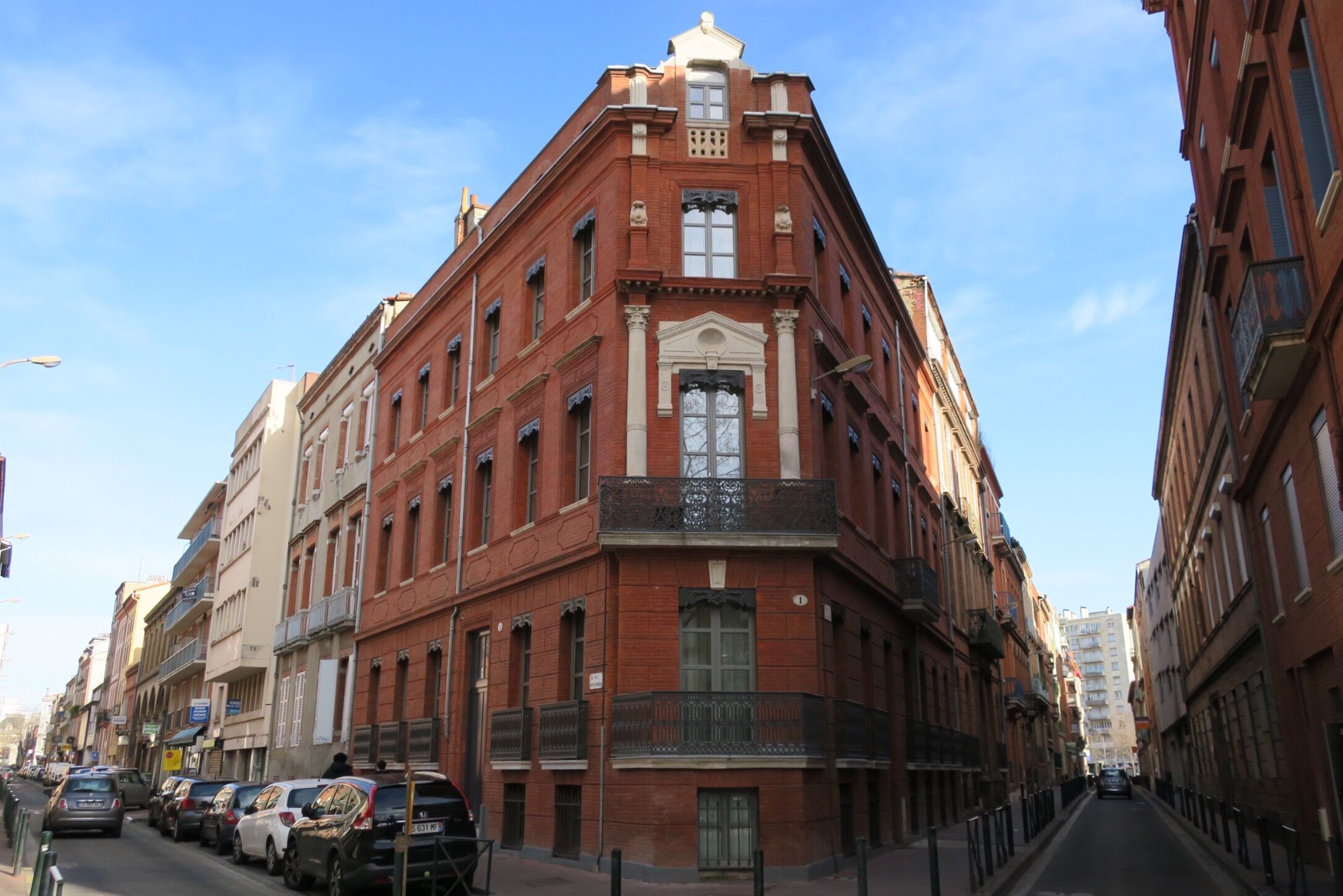 TOULOUSE
