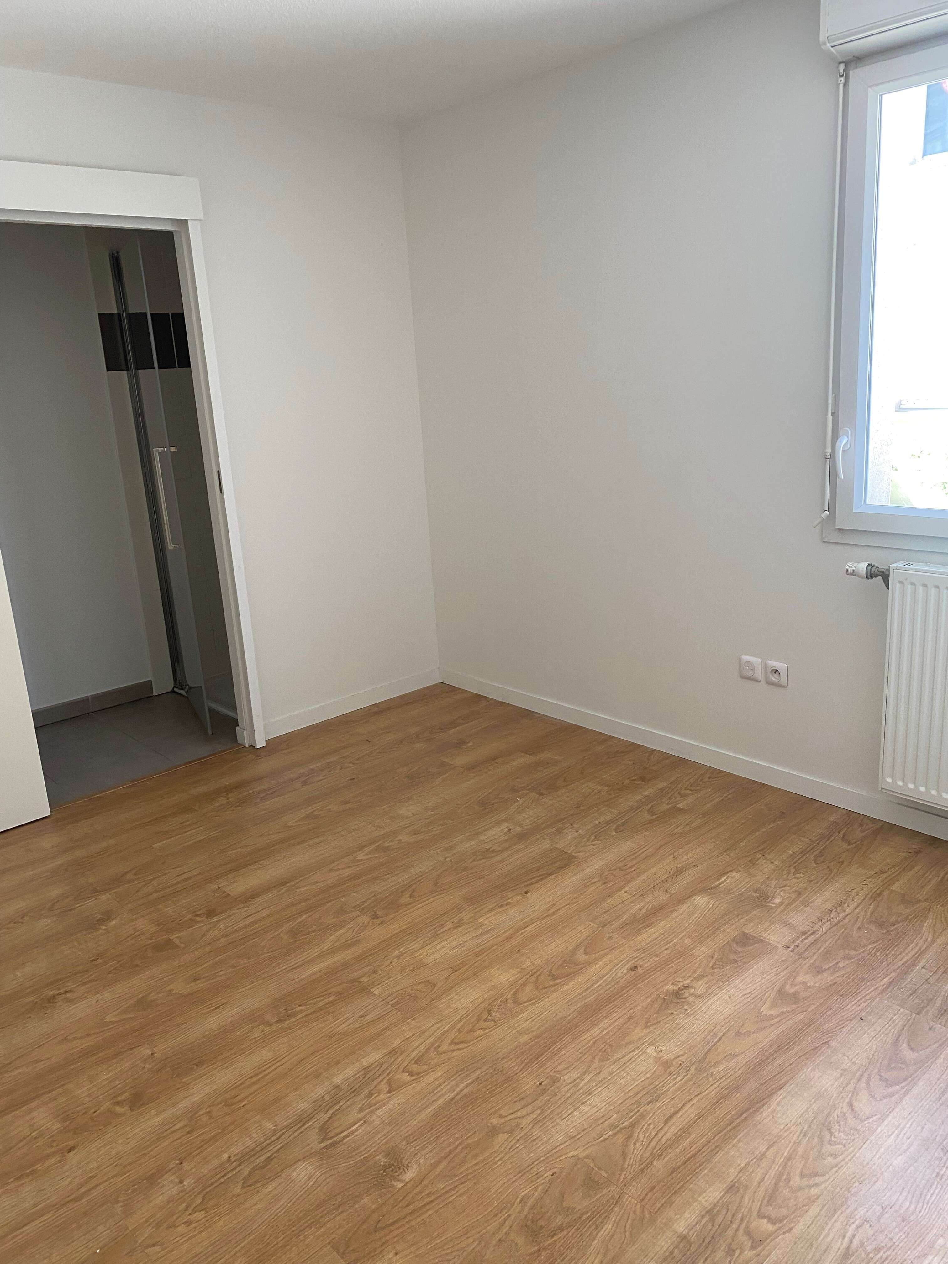 4-CHAMBRE 4 F01-cmp.jpg