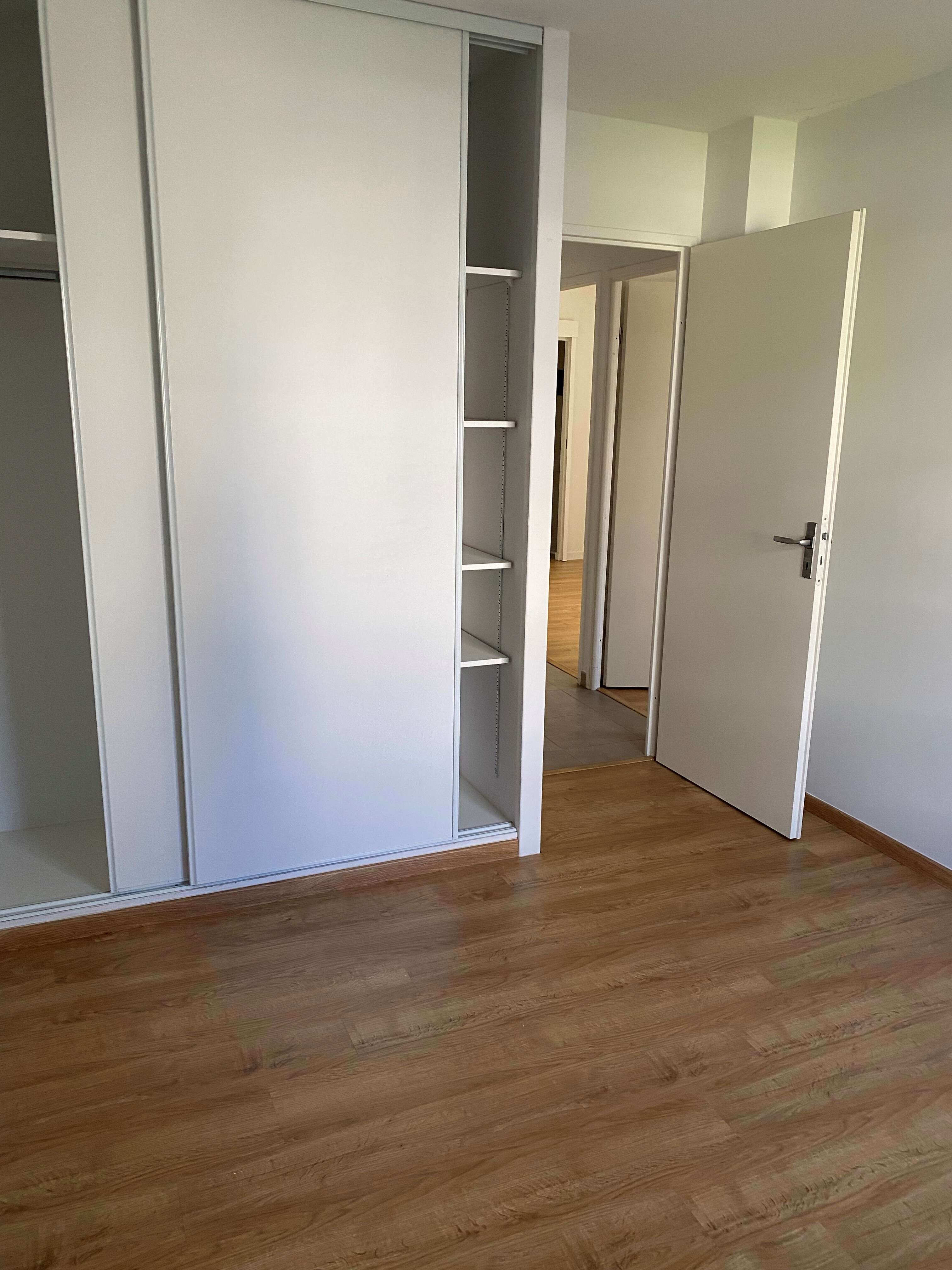 5-CHAMBRE 2 F01-cmp.jpg