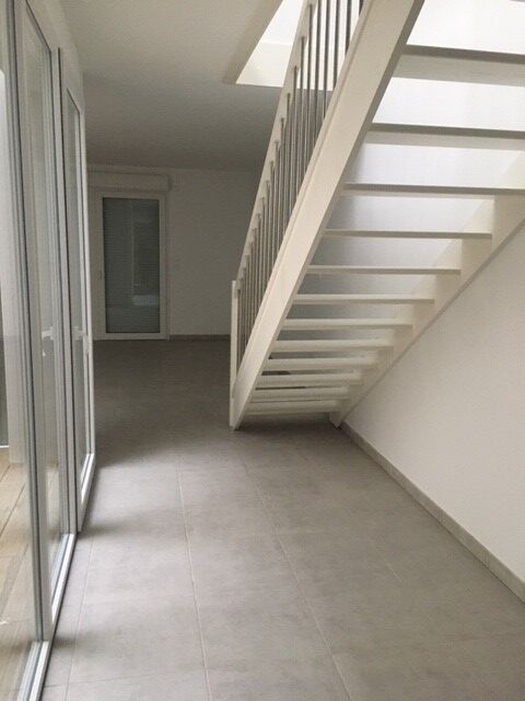 ESCALIER-cmp.jpg