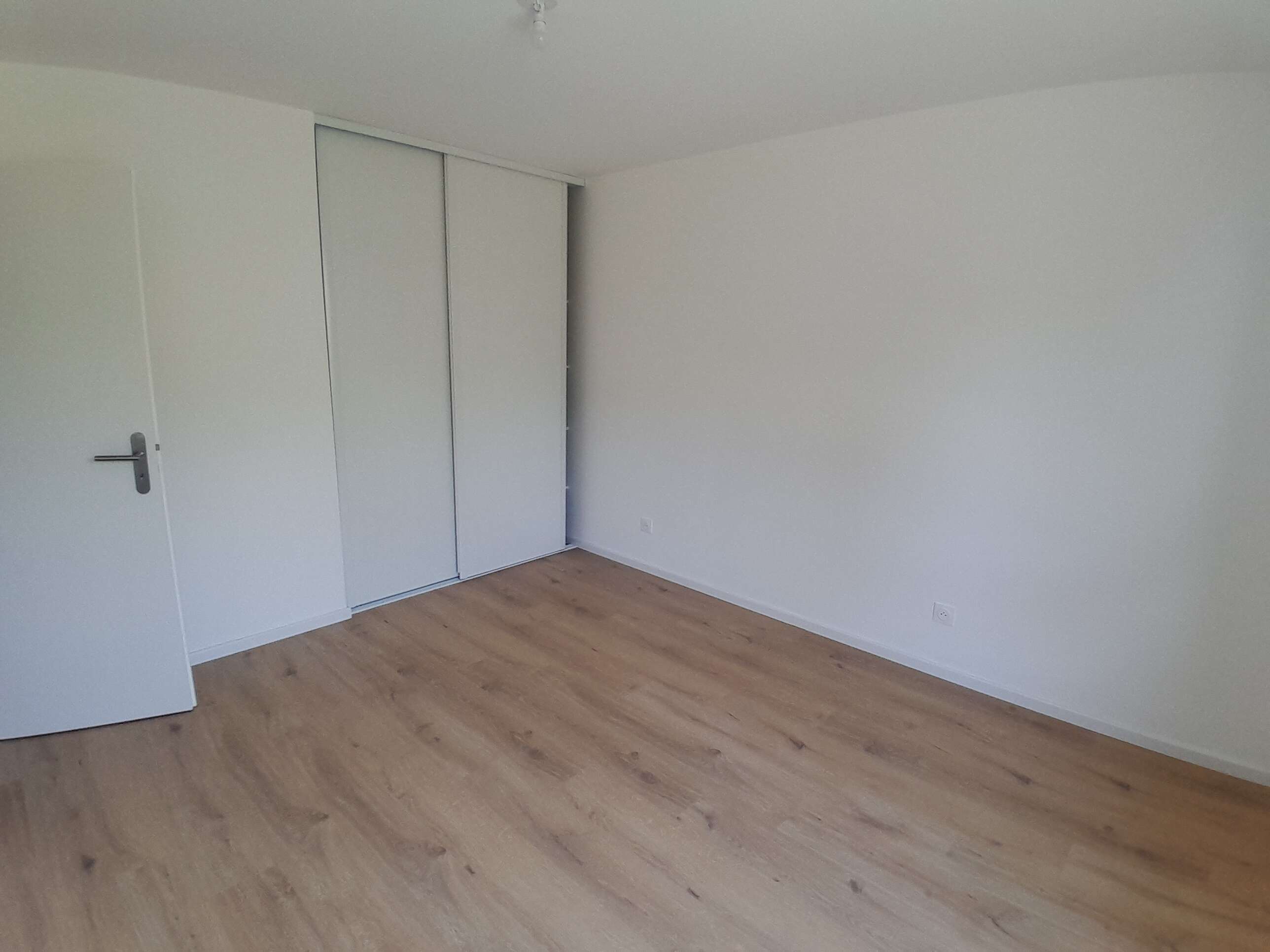 photo placard chambre.jpg