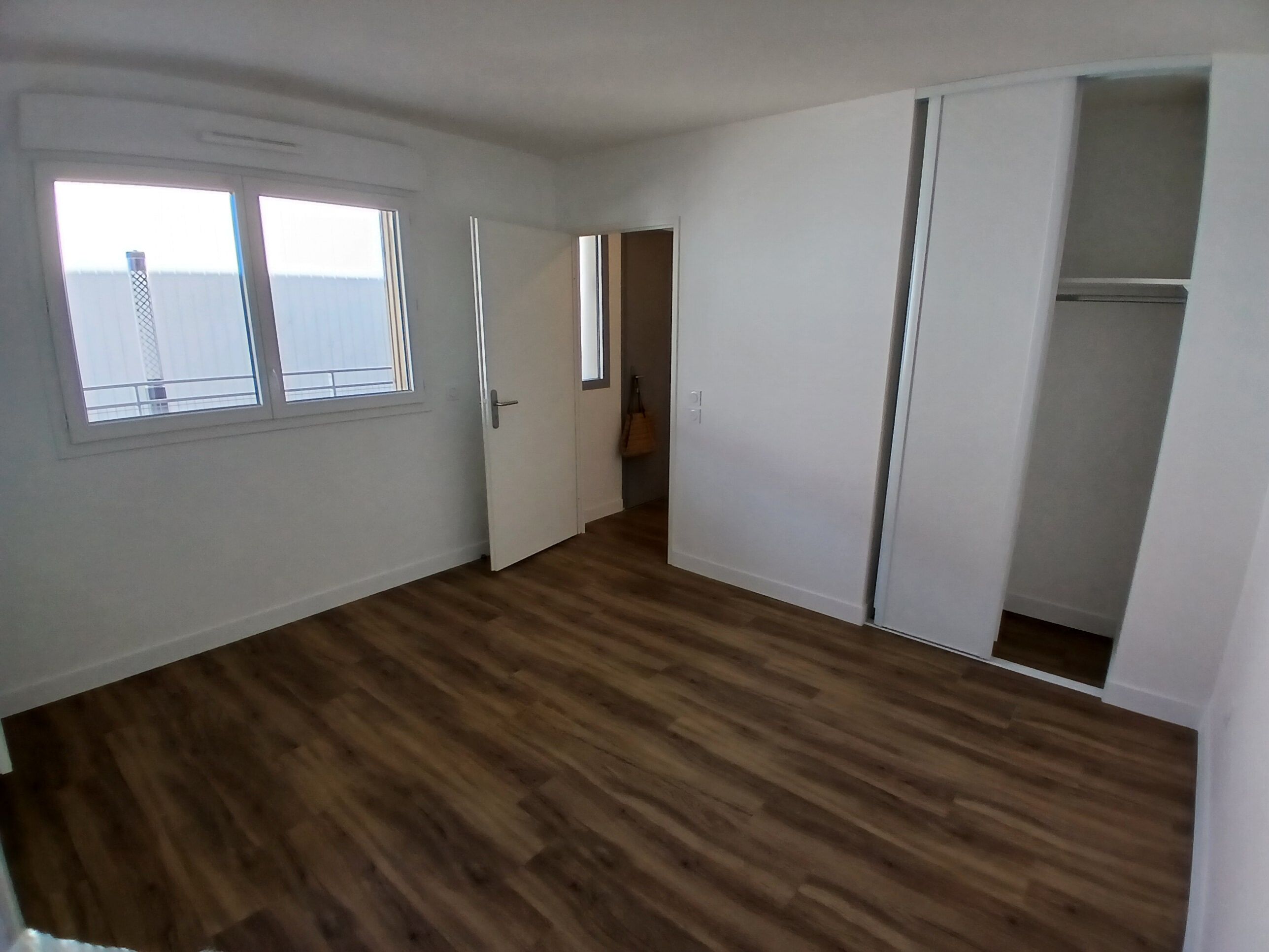 CHAMBRE-compressed.jpg