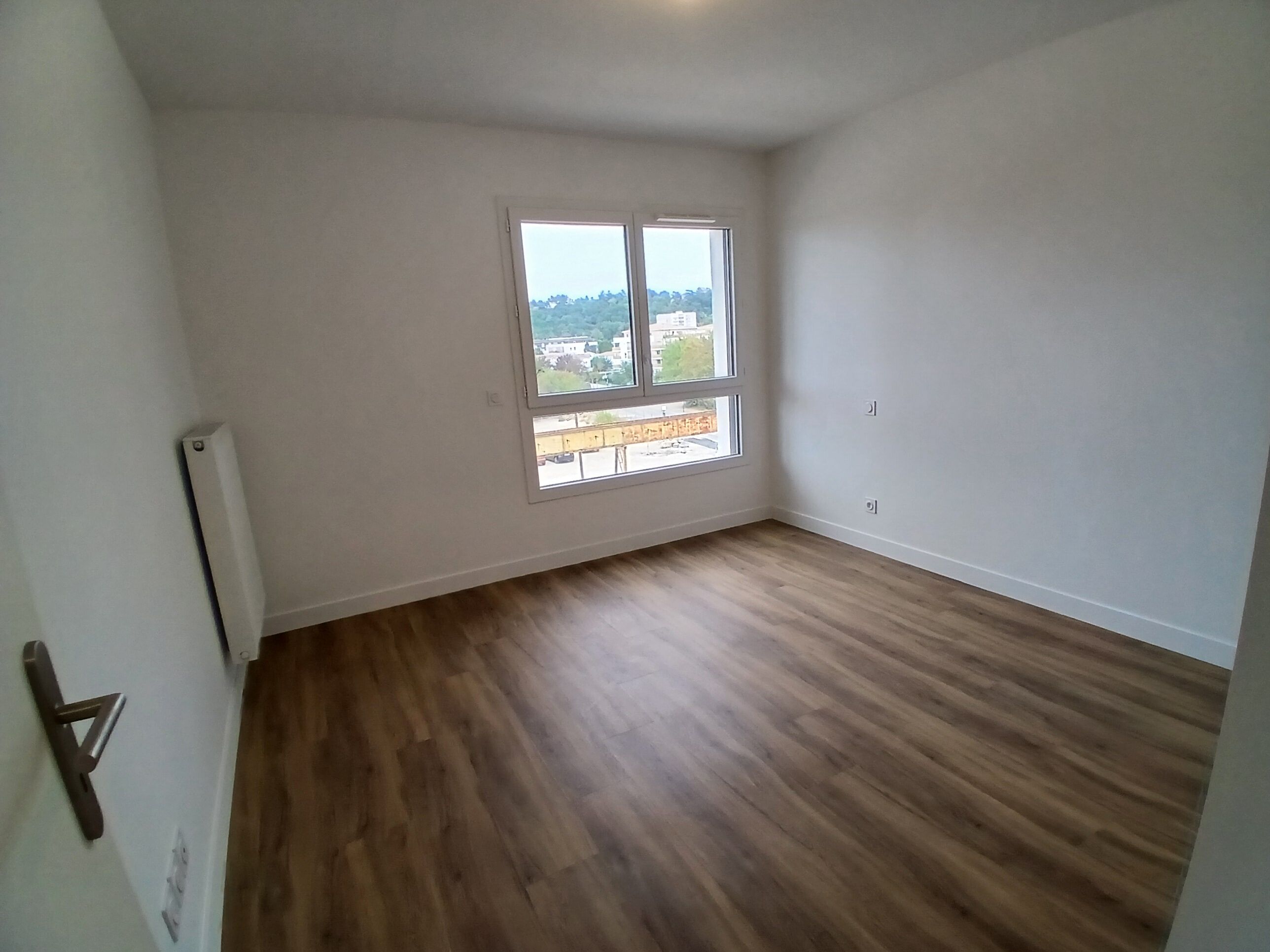 chambre-compressed.jpg